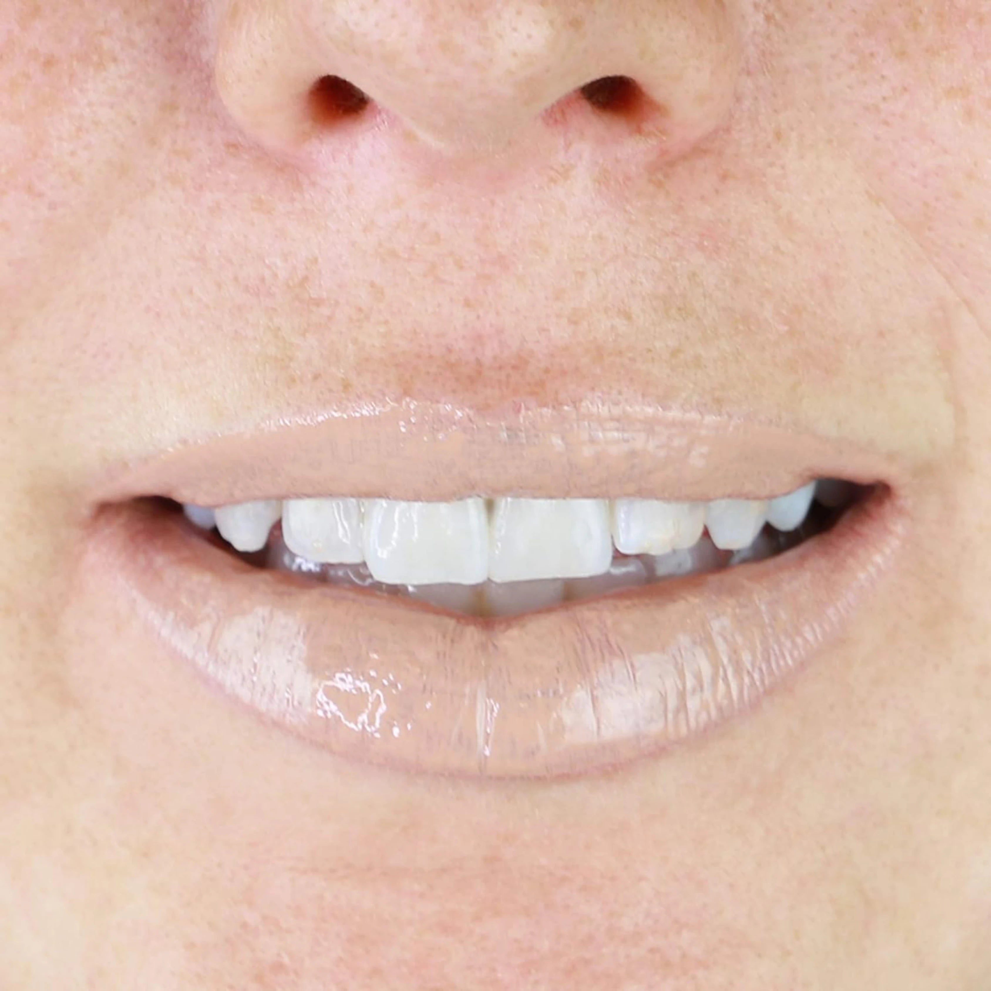 Mineral Fusion, Hydro-Shine Lip Gloss, Barcelona