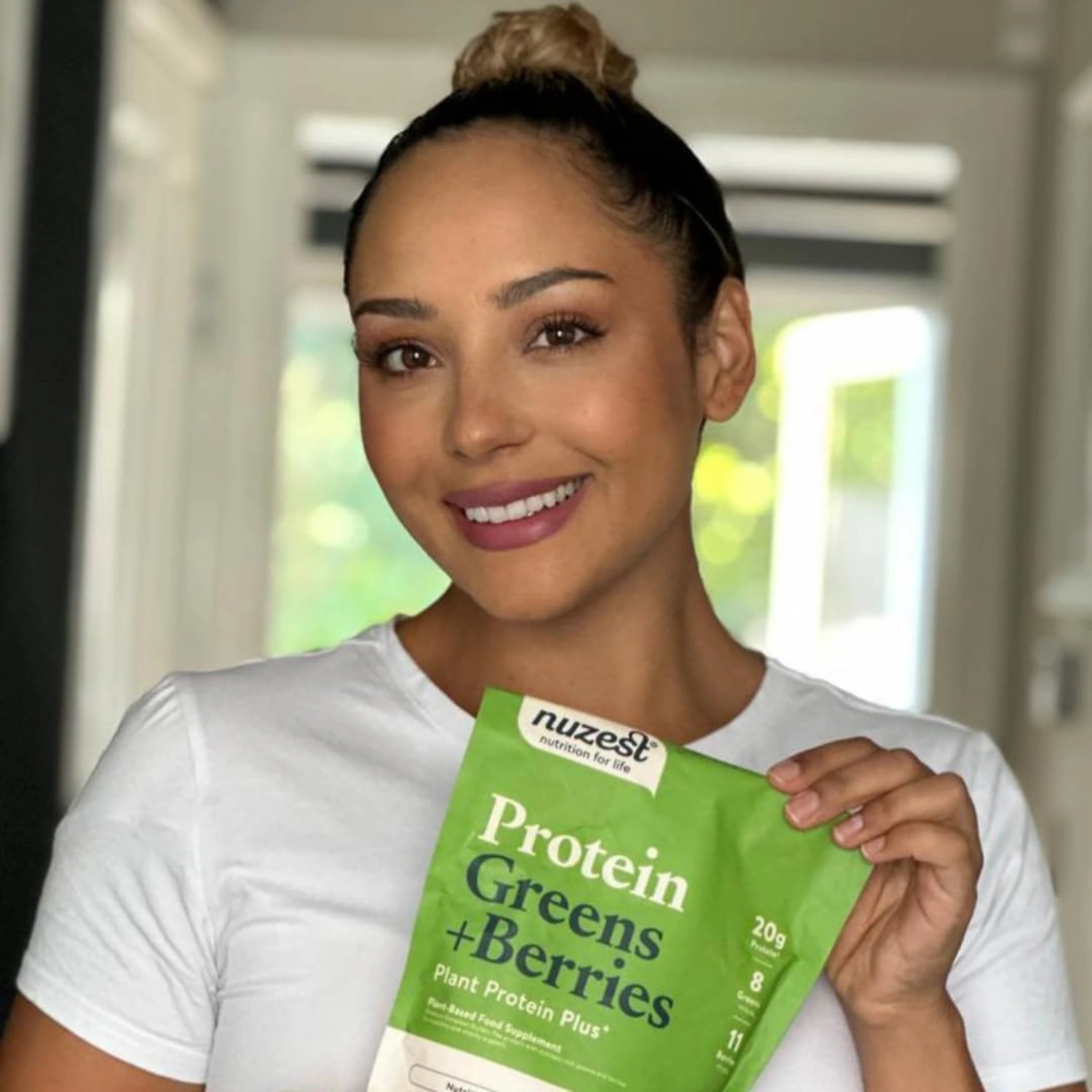 Nuzest, Protein Greens + Berries, Vanilla Caramel, 10.6 Oz