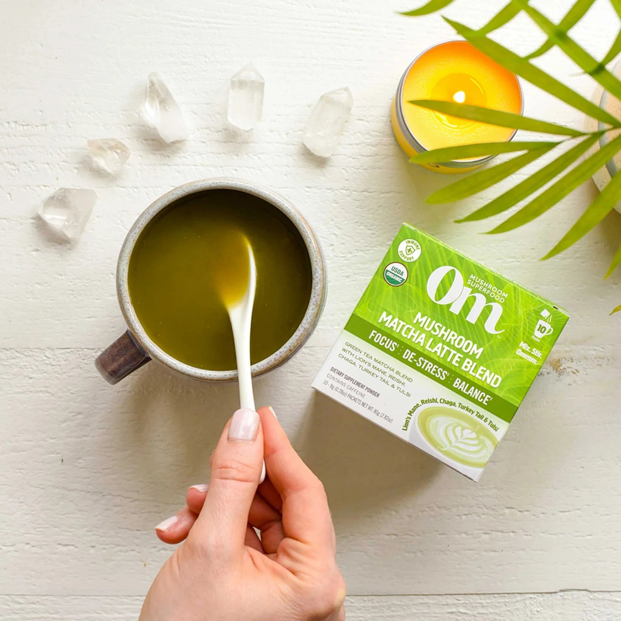 Om Mushrooms, Superfood Mushroom Blend, Matcha Latte , 8.47 oz, 240 g